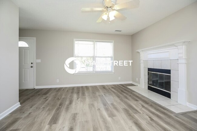 Building Photo - 4 Bedroom Pet-Friendly Home in SMYRNA, TN with Main Street Renewal