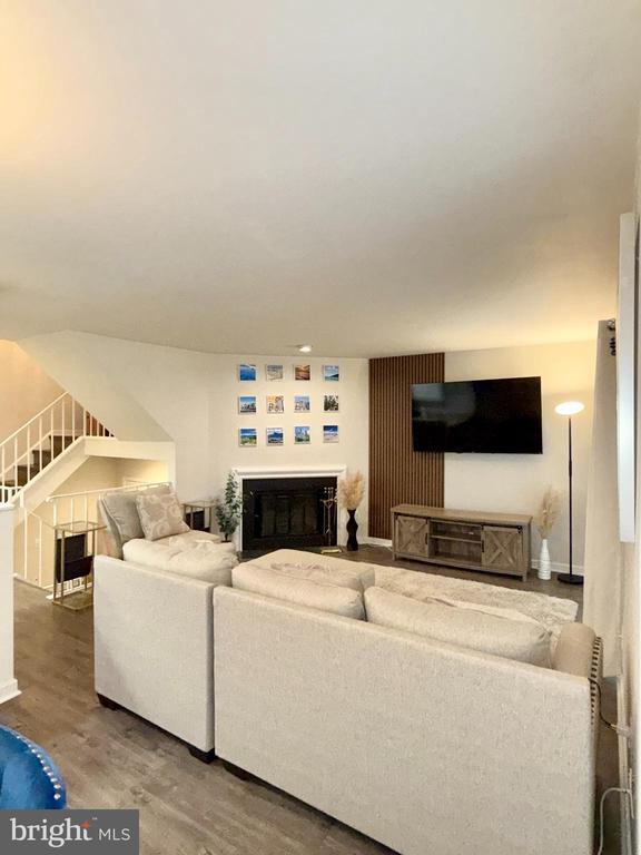 Foto del edificio - 18616 Pier Point Pl