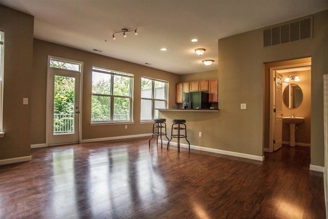 Foto del edificio - 3195 Asher Rd