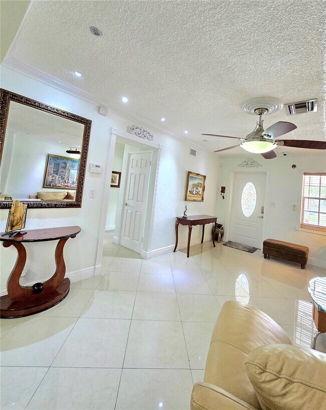 Foto del edificio - 2849 Dewey St