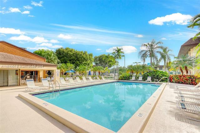 Foto del edificio - 7905 SW 86th St