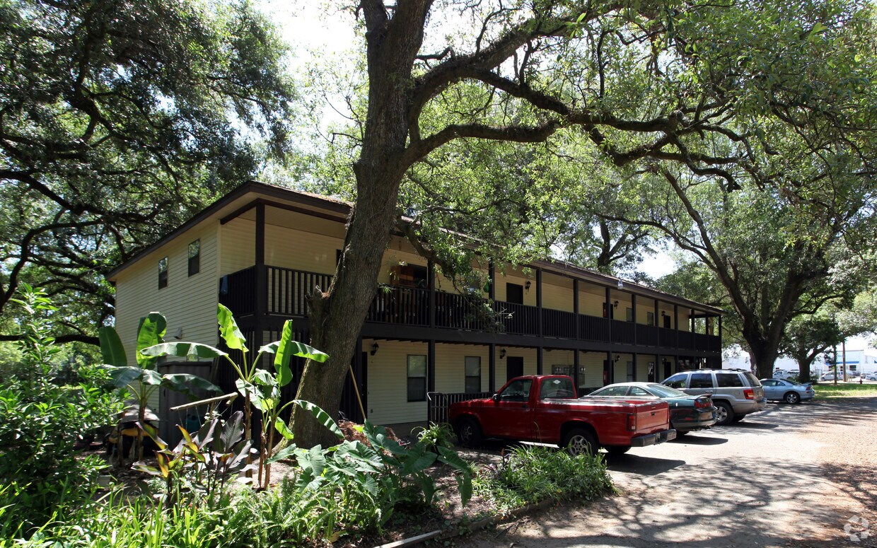 Foto del edificio - 1616 Atwood Dr