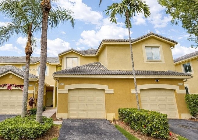 Building Photo - 2179 Hacienda Ter