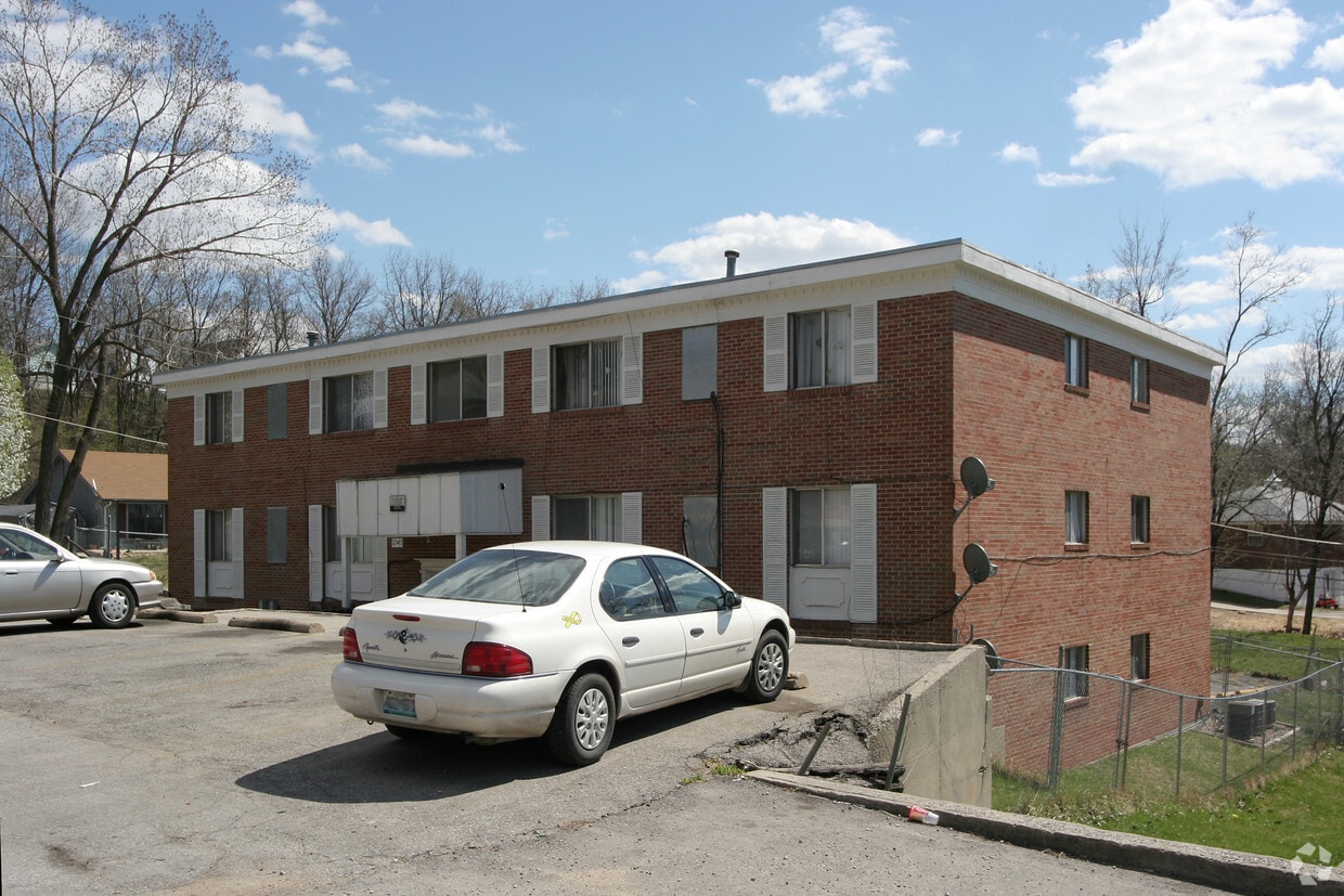 11543 Lexington Ave, Sugar Creek, MO 64054 Apartments in Sugar Creek