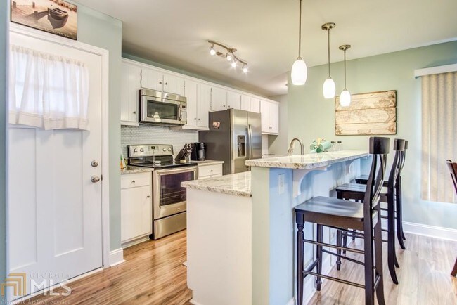 Foto del edificio - 142 Indian Ridge Pl