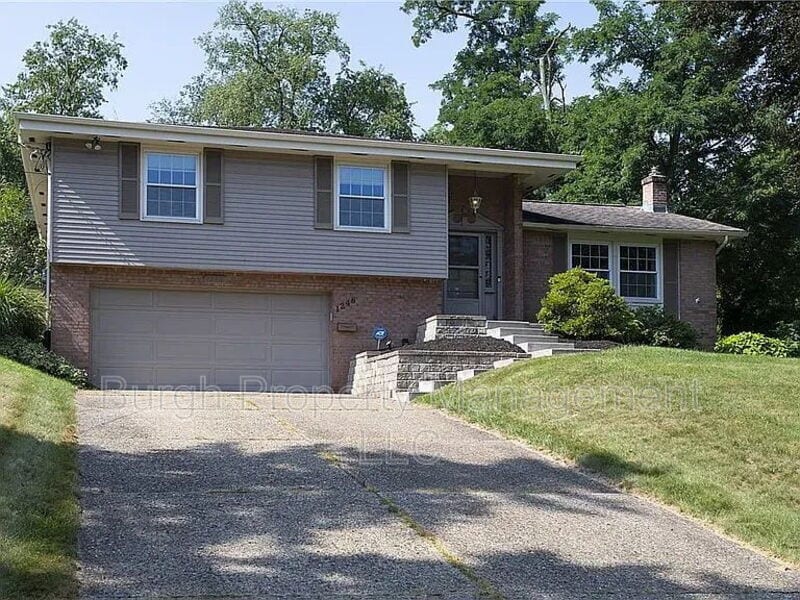 Primary Photo - 1248 Satellite Cir