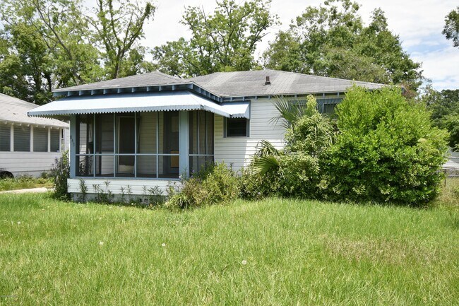 Foto del edificio - 843 Mackinaw St