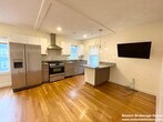 Foto principal - 128 Hillside St