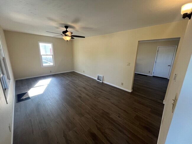 Foto del edificio - 301 N Linwood Ave