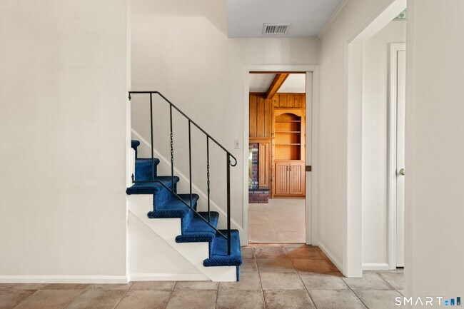 Foto del edificio - 56 Drake Ln