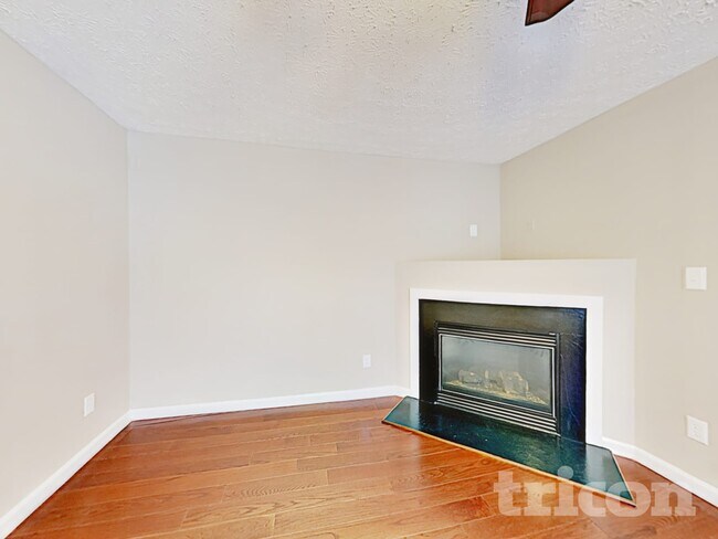Building Photo - 3328 Neptune Dr