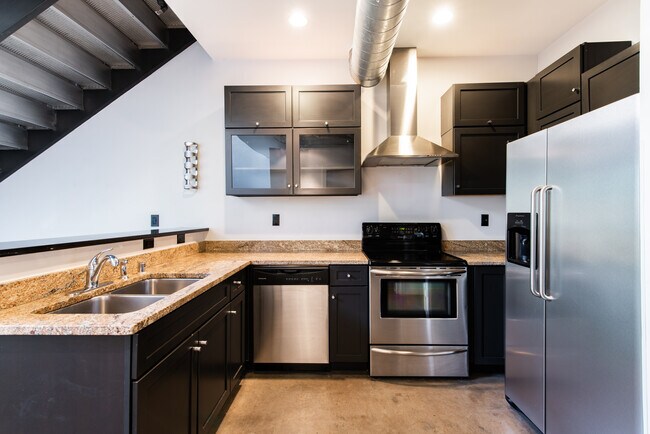 Kitchen - 400 E Main St