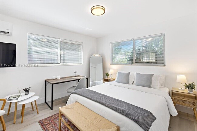 Foto del edificio - 1044 NE 13th Ave