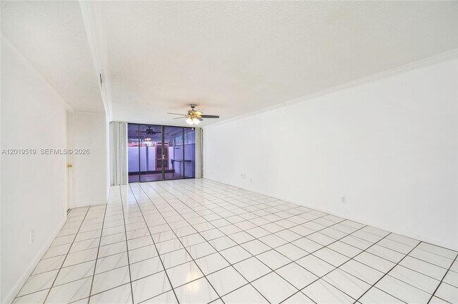 Foto del edificio - 1220 SW 131st Pl Cir W