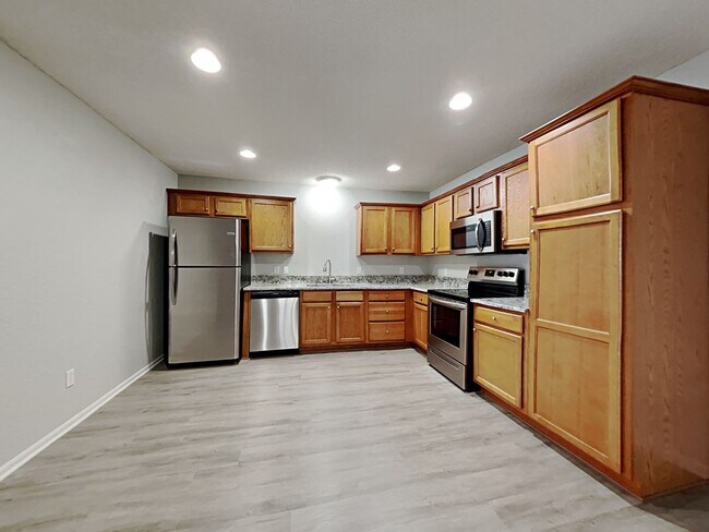Foto del edificio - 3 BR/2BA | Newly Renovated Single Family Home | 1-Car Covered Parking | Gated backyard