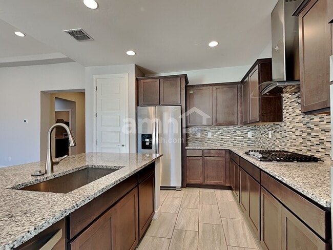 Building Photo - 18256 W Thunderhill Pl