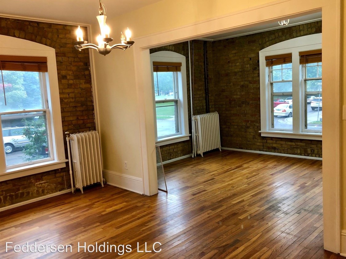 Foto principal - 203 E 19th St