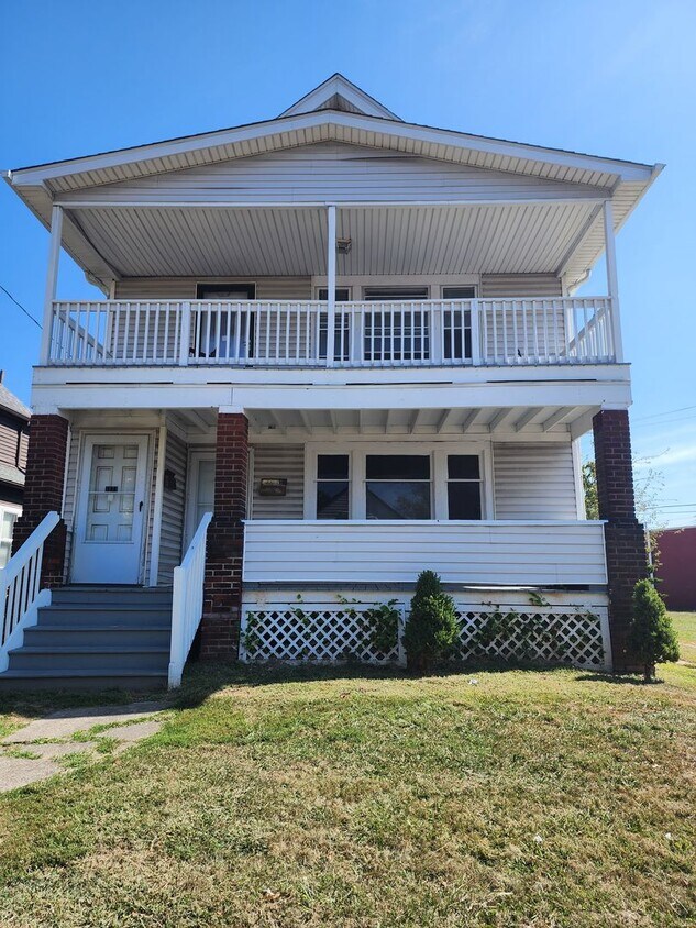 Foto principal - 3 Bedroom 1st Floor For Rent