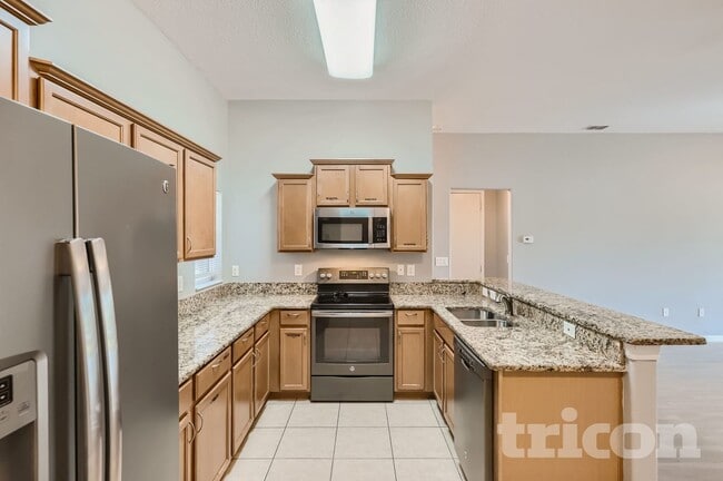 Building Photo - 364 Winthrop Dr