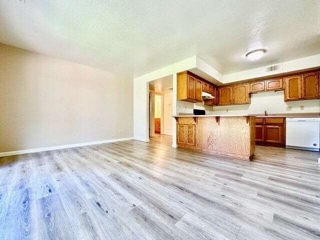 Foto del edificio - 815 Hazel St