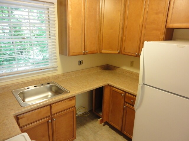 Foto del edificio - Ranch style house in Garner! Spacious Yard...