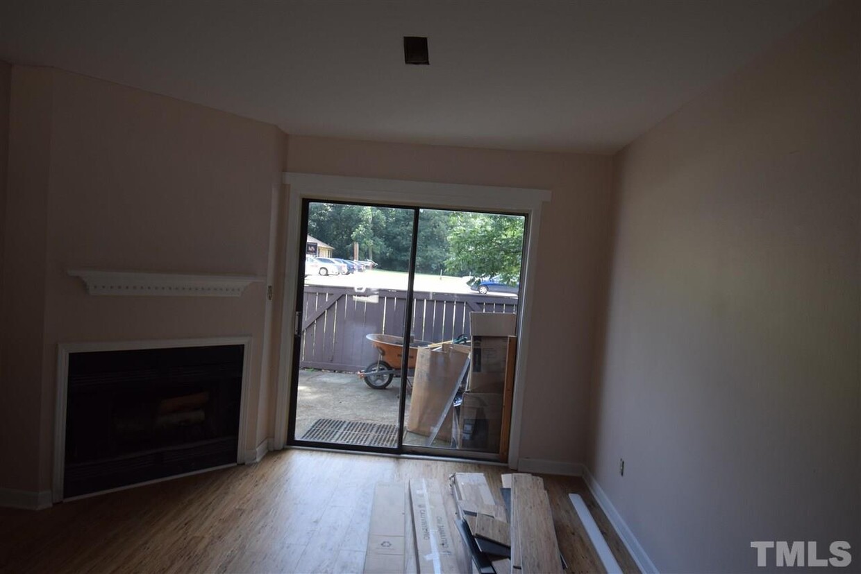 Foto principal - 2620 Stewart Dr