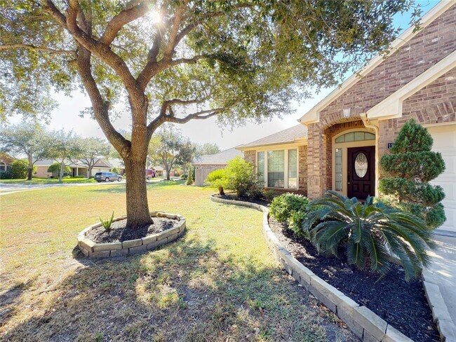 Building Photo - 11007 Witherspoon Dr