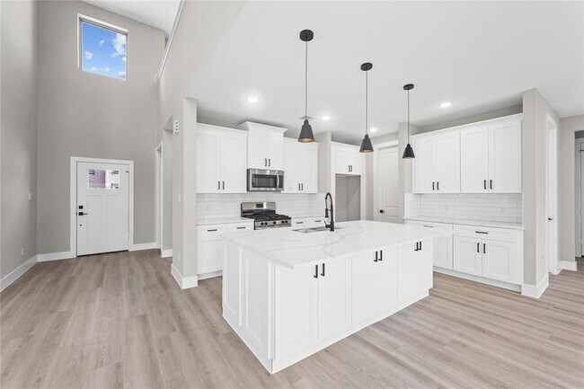 Building Photo - 2607 Martinas Ct