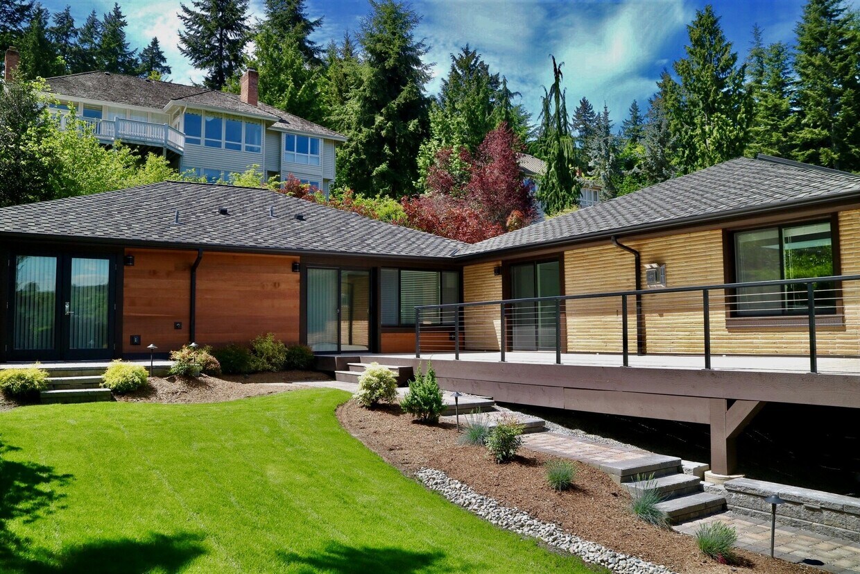 6240 E Mercer Way, Mercer Island, WA 98040 House for Rent in Mercer