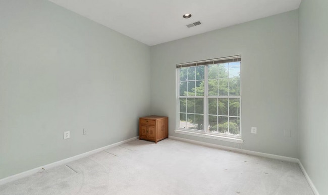 Building Photo - 7032 Toby Dr