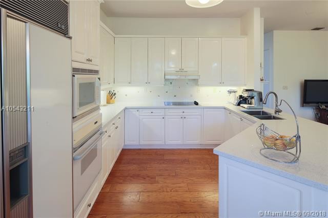 Building Photo - 20066 NE 36th Pl