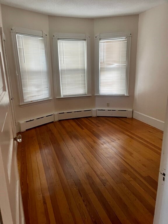 Foto del edificio - 246 Whitman St