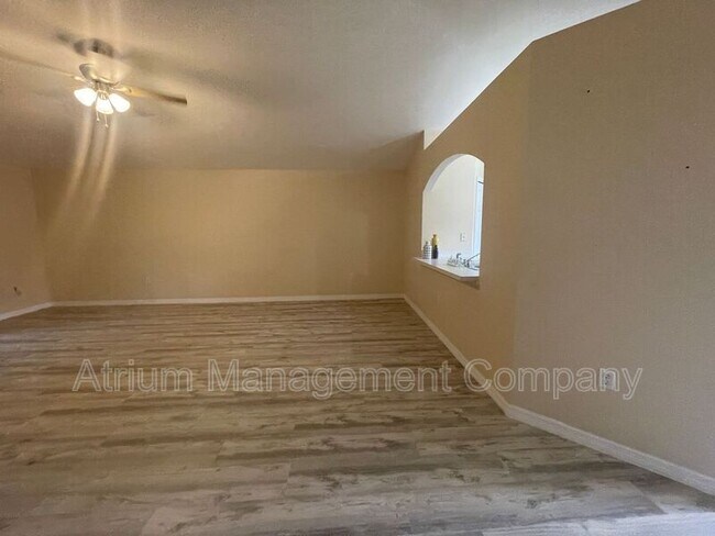 Building Photo - 4670 Elena Way