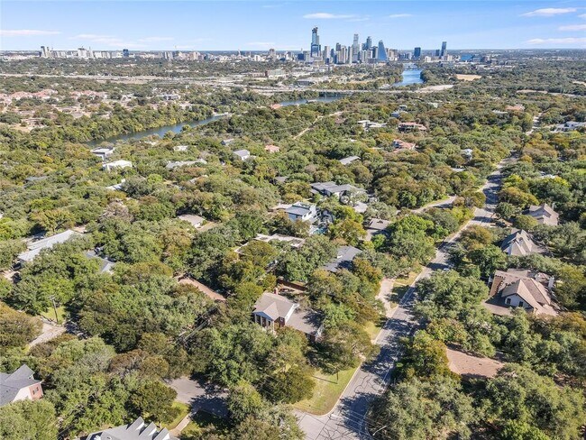 Foto del edificio - 203 Wallis Dr