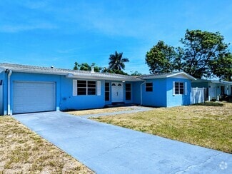 Building Photo - 179 Sea Park Blvd