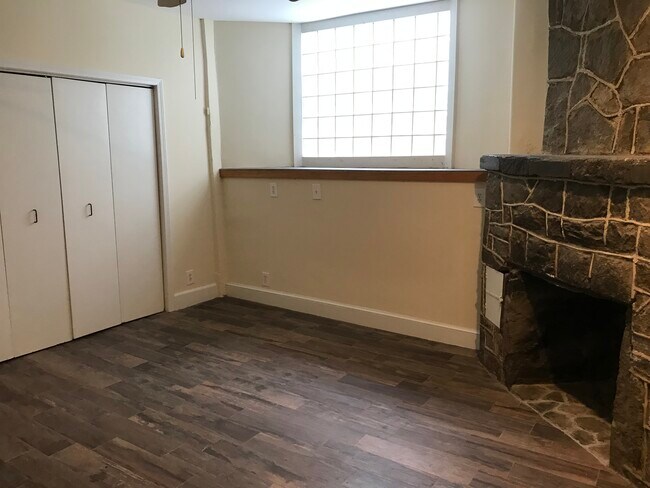 Foto del edificio - 1049 Vance Ave NE