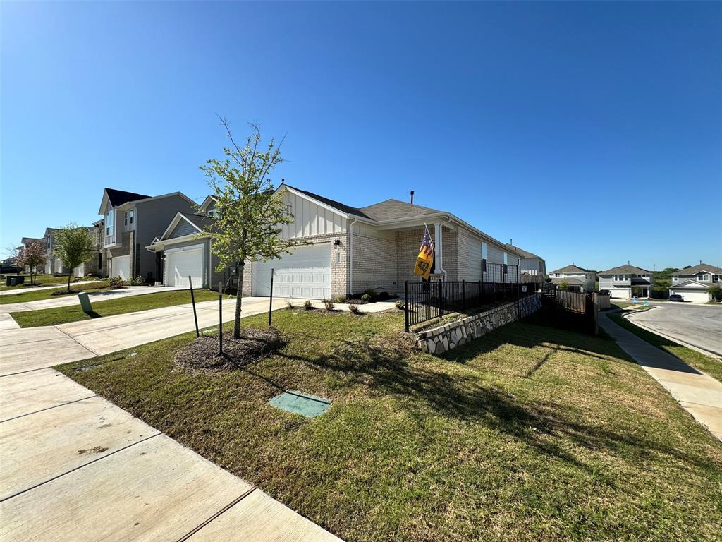 Building Photo - 6401 Rafferty Ln