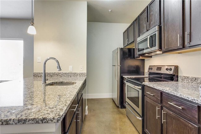 Building Photo - 3221 Elihu St