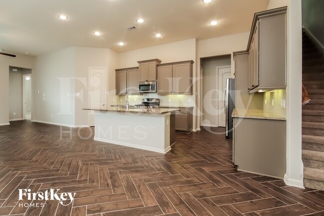 Building Photo - 2530 Duke Heights Ln