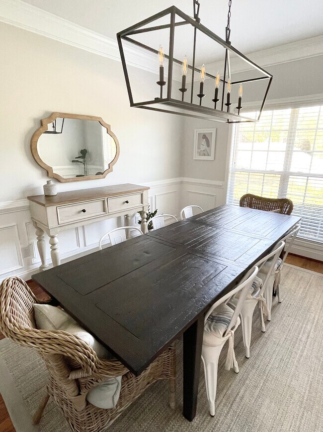 Foto del edificio - 4631 Crooked Creek Ln
