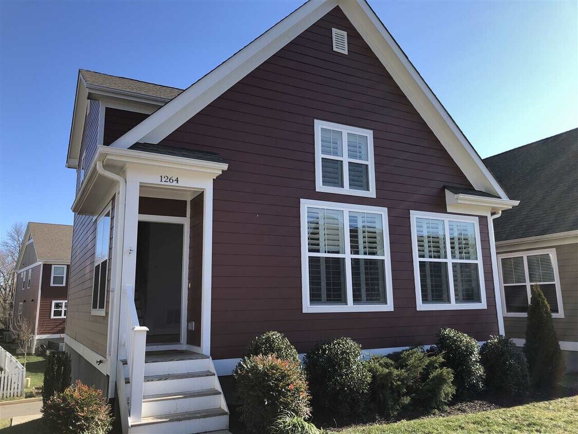 Primary Photo - 1264 Haden Pl
