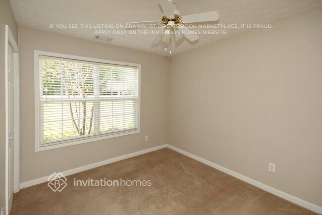 Foto del edificio - 2720 Hidden Creek Dr SW