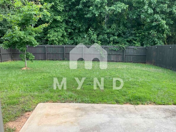 Building Photo - 153 Magnaview Dr