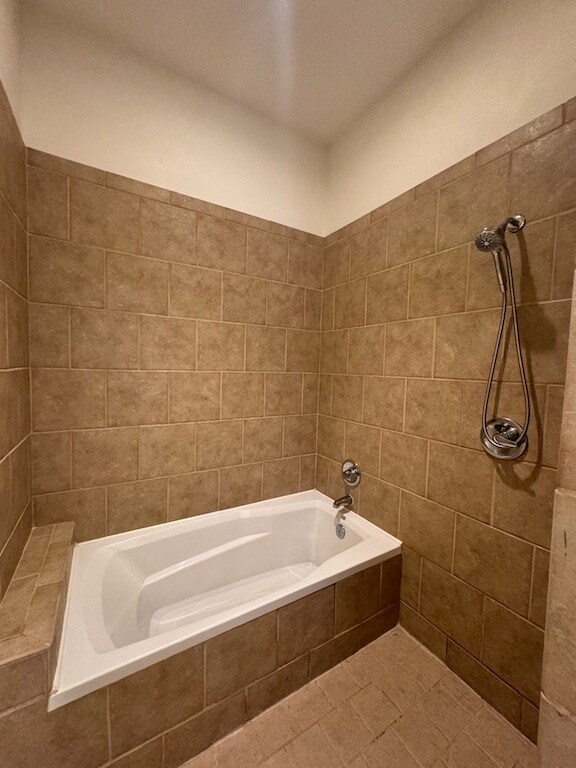 400 Mills Ave Unit 303, Greenville, SC 29605 Condo for Rent in Greenville, SC