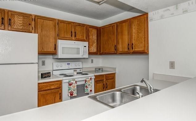 Building Photo - 4251 Hunting Meadows Cir