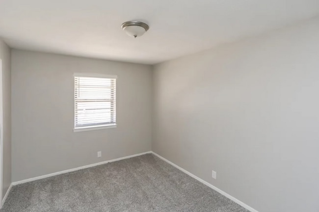 Foto del edificio - 4858 Stallcup Dr