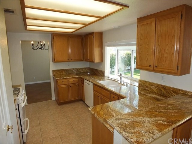 Building Photo - 26695 Baronet