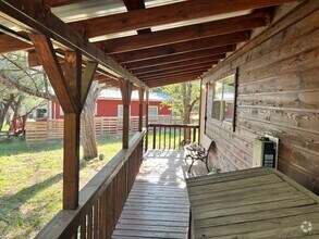 Building Photo - 1202 Overlook Cir