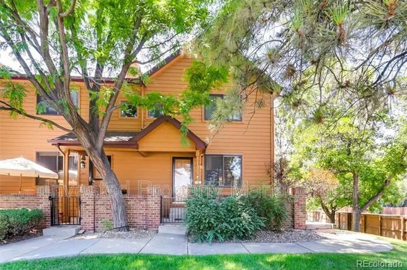 Primary Photo - 9400 E Iliff Ave