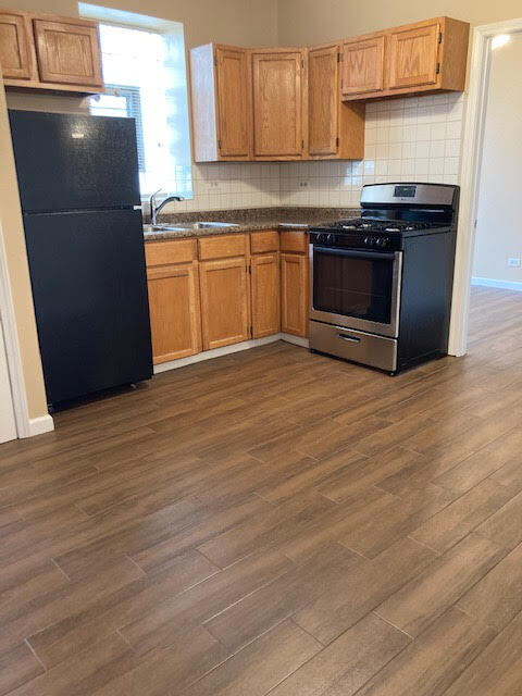 Primary Photo - 707 W 28th St